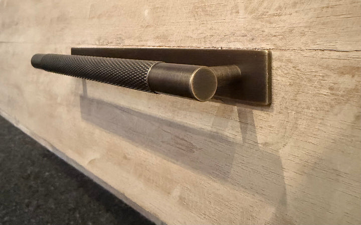 NEW Seville 4043 Mardeco Solid Brass Diamond Knurled Kitchen Handle - Mardeco Architectural Hardware